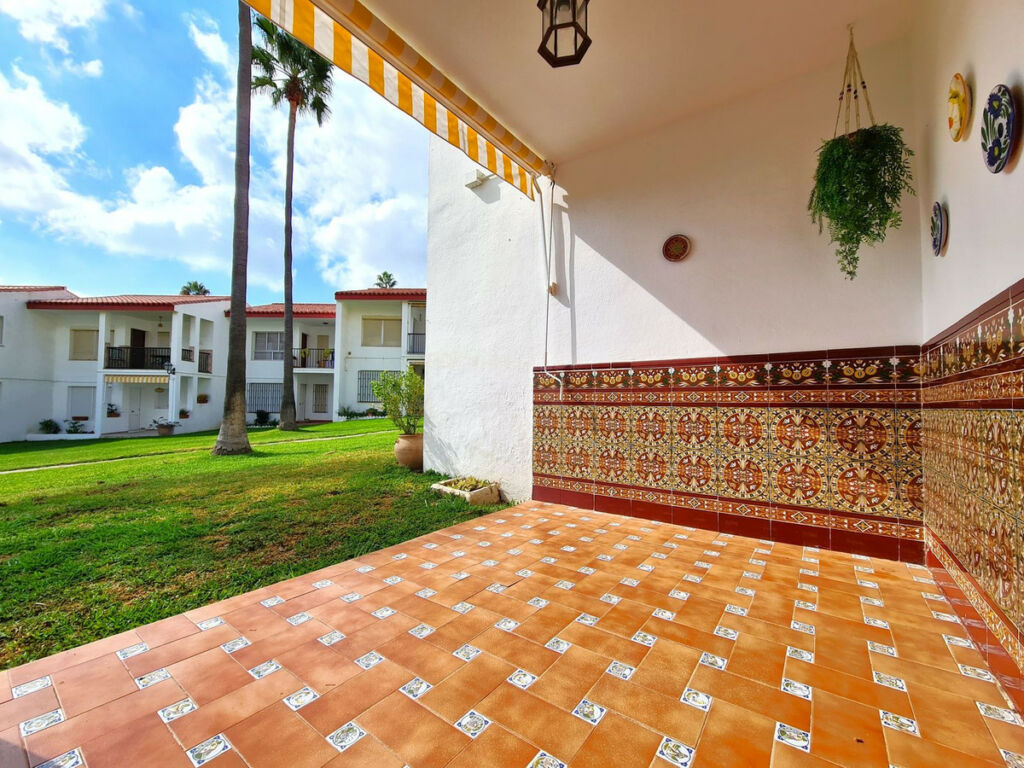 Ground Floor Apartment Manilva Málaga - image 8