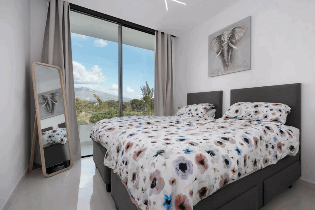 Penthouse Estepona Málaga - image 8