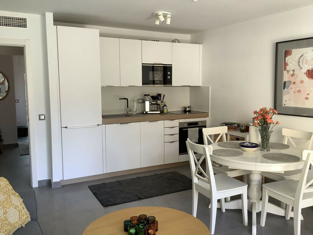 Middle Floor Apartment Fuengirola Málaga - image 8