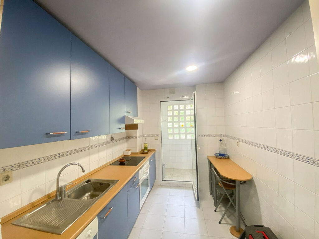 Ground Floor Apartment Nagüeles Málaga - image 8