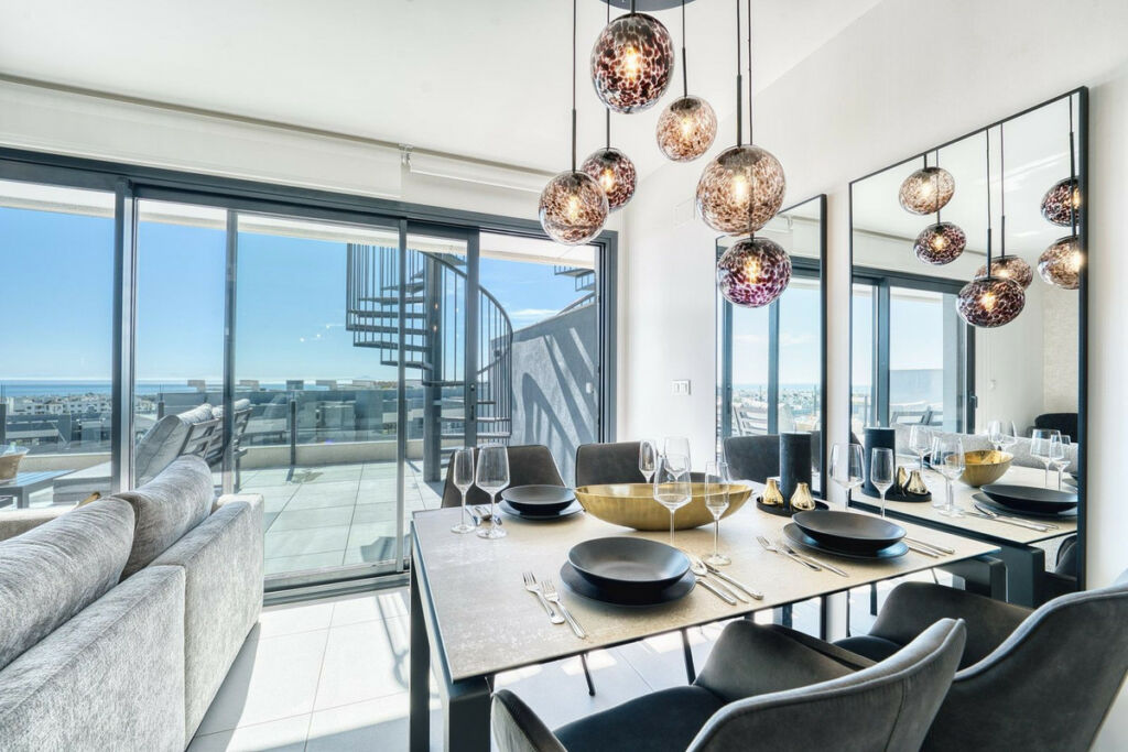 Penthouse Duplex Selwo Málaga - image 8