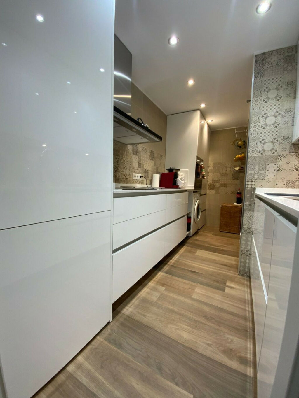 Middle Floor Apartment Benalmadena Málaga - image 8
