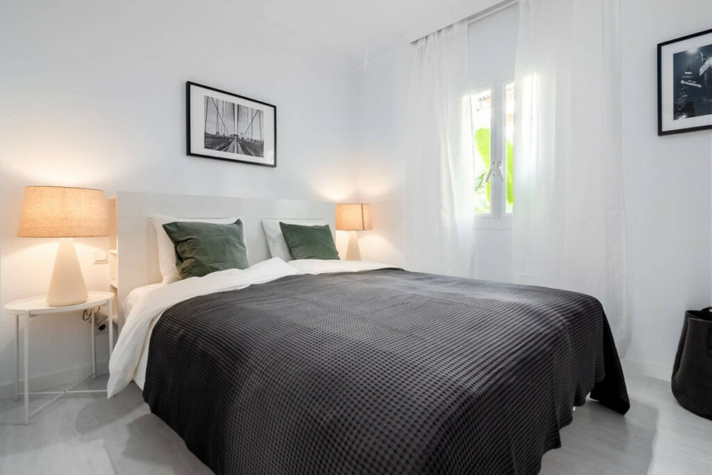 Middle Floor Apartment Benahavís Málaga - image 8