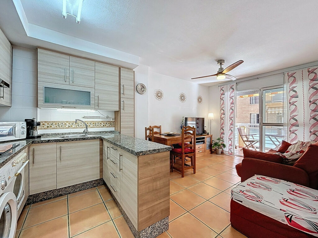Middle Floor Apartment Torrox Málaga - image 8