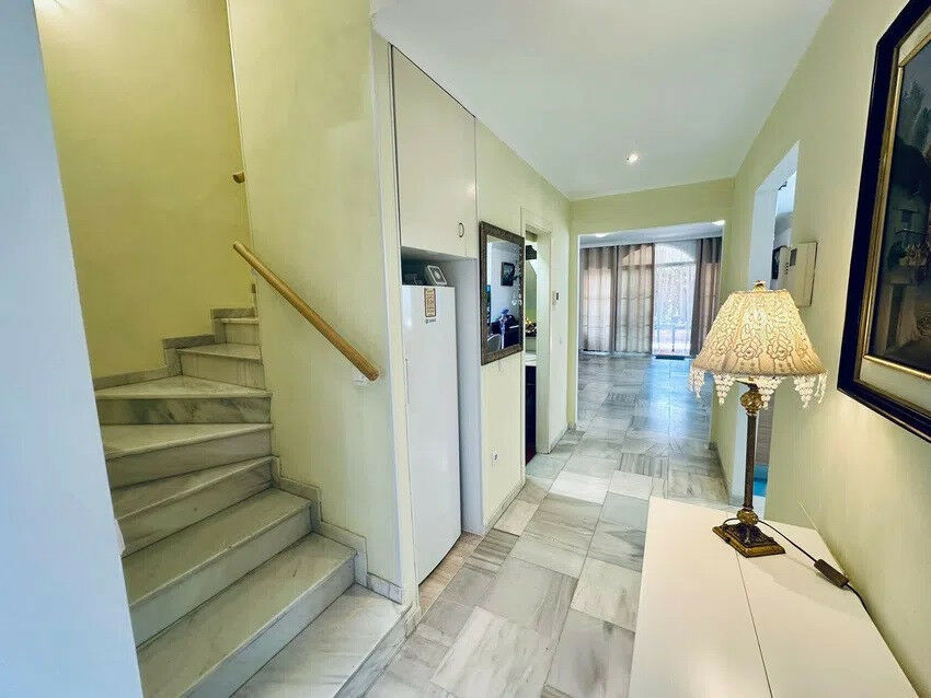 Townhouse Riviera del Sol Málaga - image 8