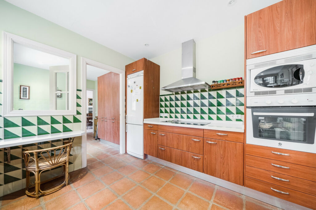 Detached Villa Sotogrande Cádiz - image 8