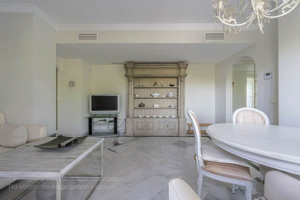Penthouse Puerto Banús Málaga - image 8