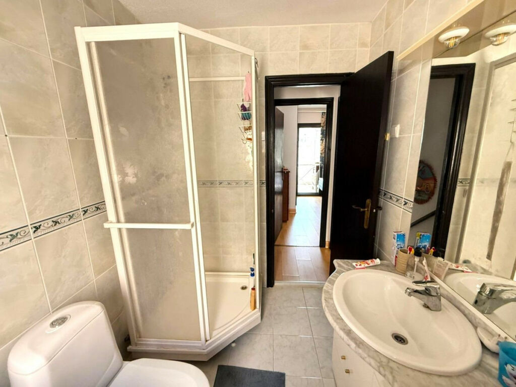 Penthouse Torrevieja Alicante - image 8