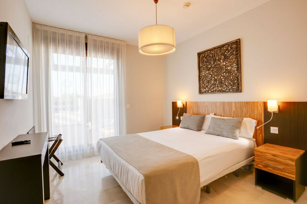 Middle Floor Apartment Estepona Málaga - image 8