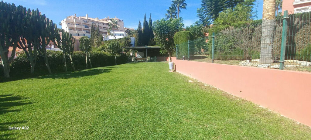 Ground Floor Apartment Riviera del Sol Málaga - image 8