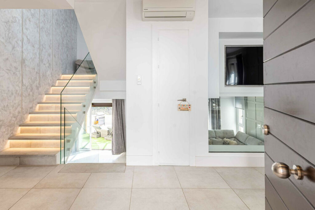 Townhouse Benahavís Málaga - image 8