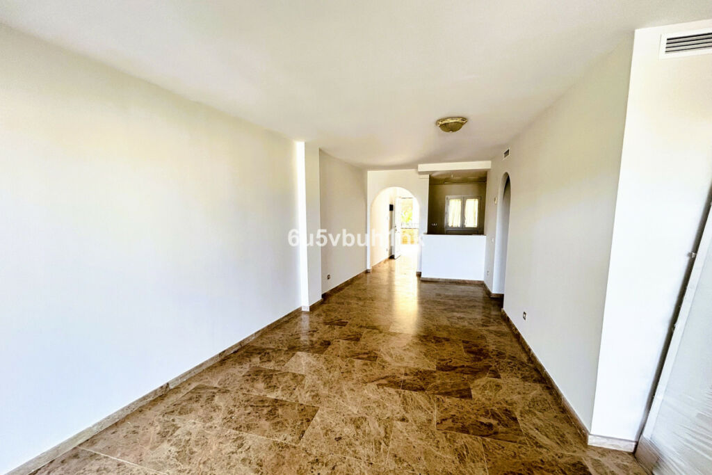 Ground Floor Apartment Miraflores Málaga - image 8