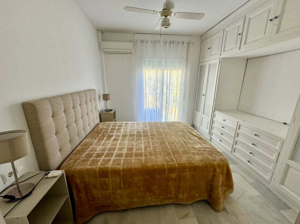 Middle Floor Apartment Guadalmina Baja Málaga - image 8