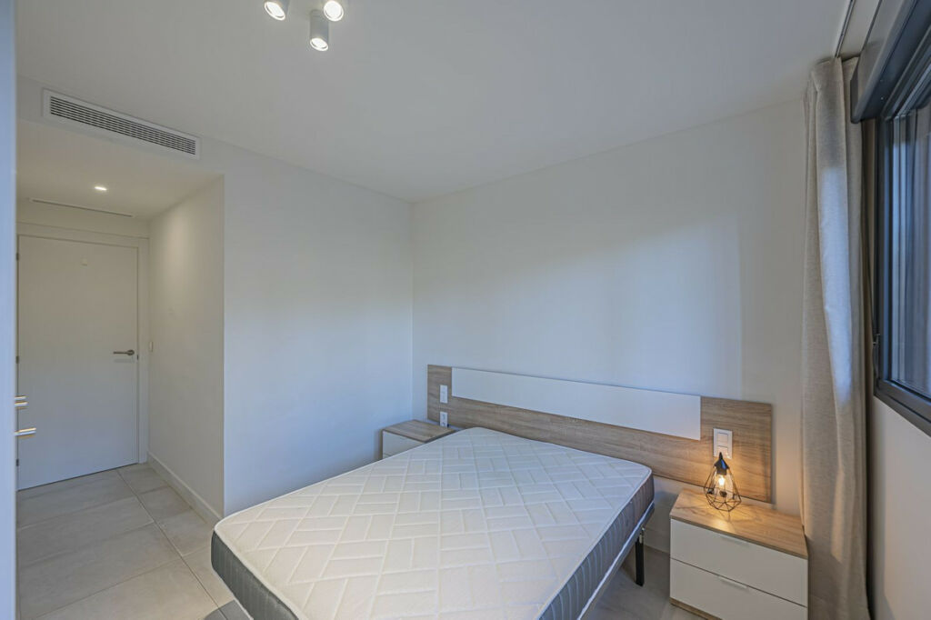 Ground Floor Apartment Selwo Málaga - image 8