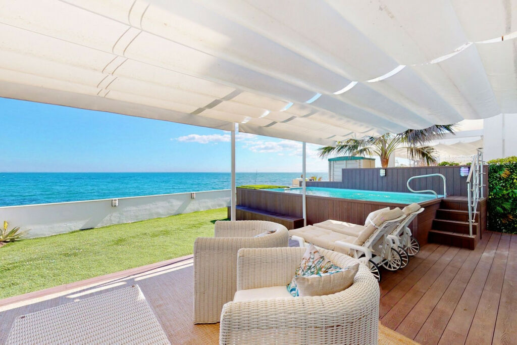 Duplex Estepona Málaga - image 8