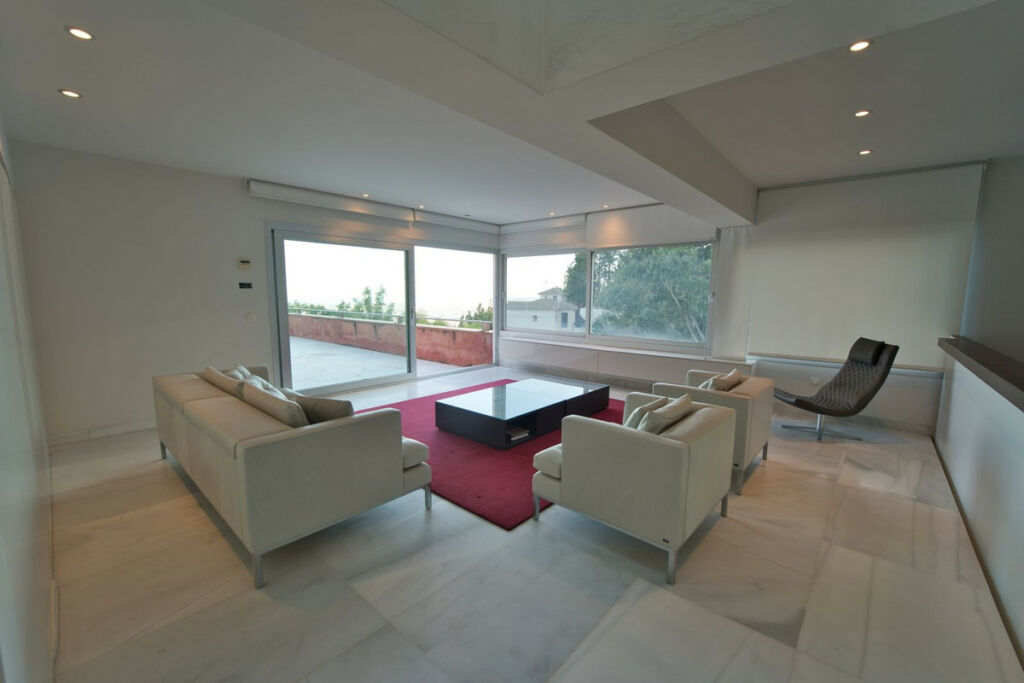 Detached Villa Puerto de la Torre Málaga - image 8