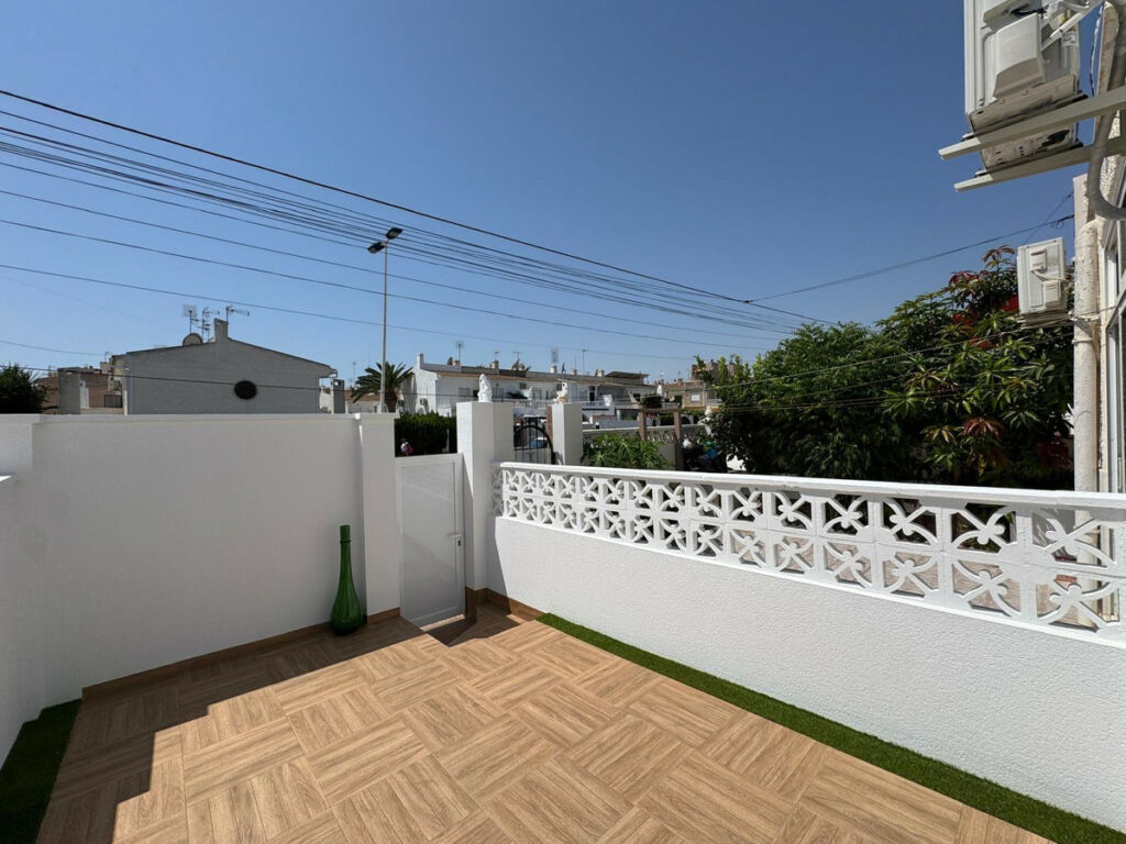 Bungalow Torrevieja Alicante - image 8