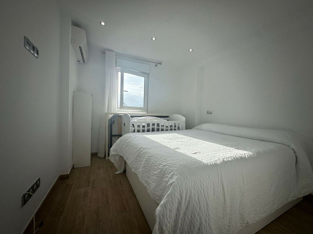 Middle Floor Apartment Arroyo de la Miel Málaga - image 8