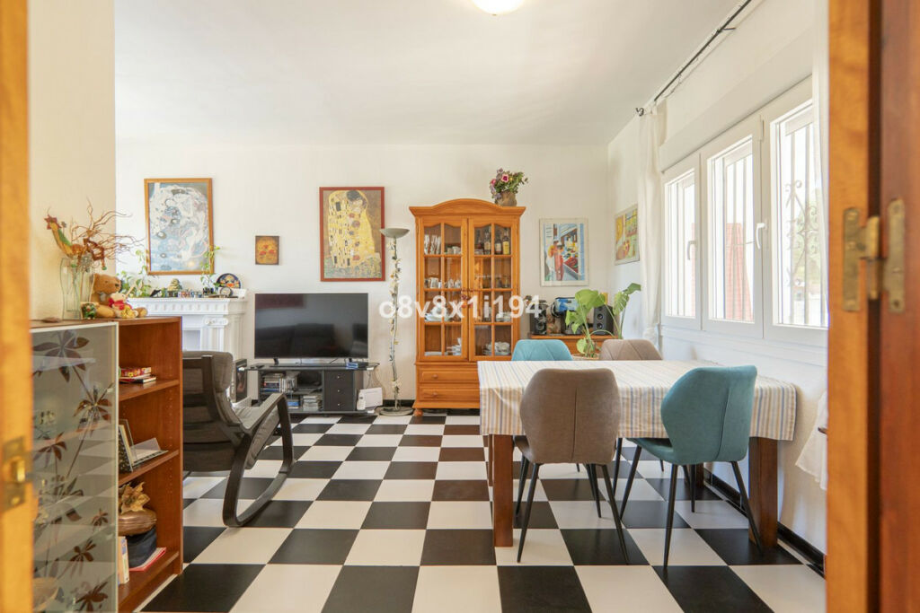 Detached Villa Alhaurín de la Torre Málaga - image 8