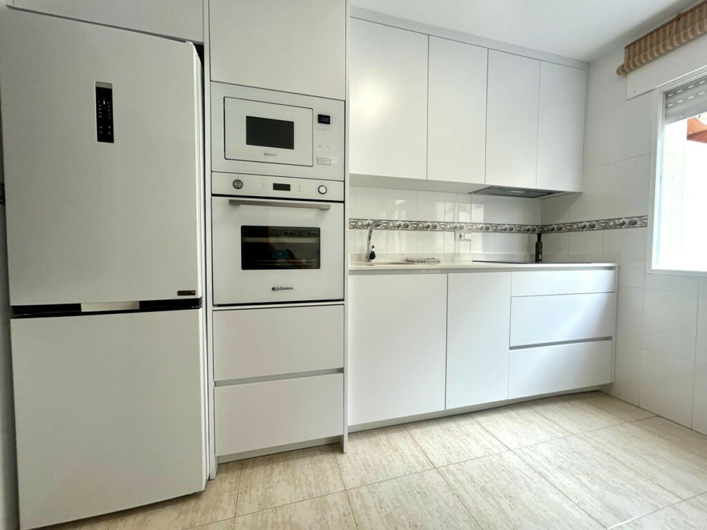Townhouse Campoamor Alicante - image 8