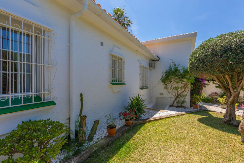 Detached Villa Guadalmina Alta Málaga - image 81