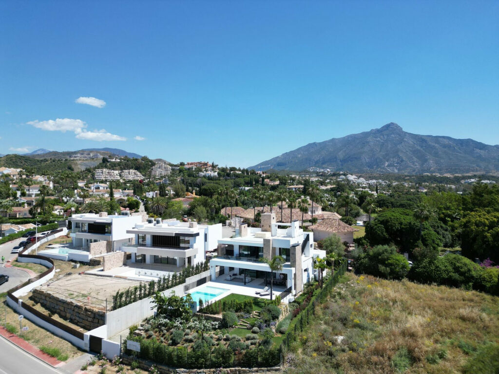 Detached Villa Nueva Andalucía Málaga - image 81
