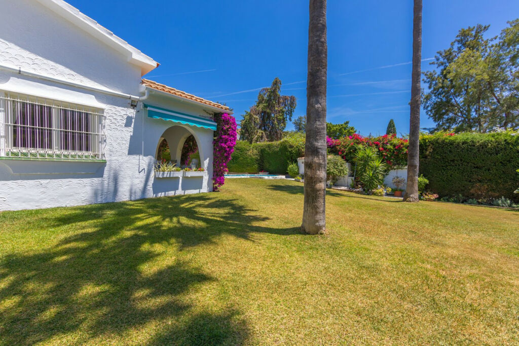 Detached Villa Guadalmina Alta Málaga - image 82