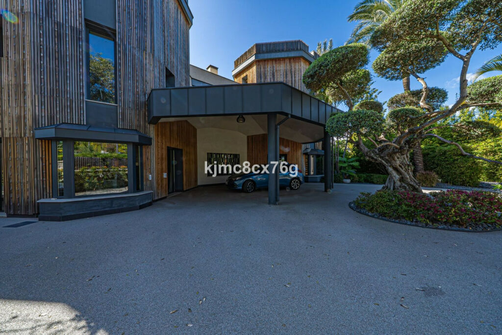 Detached Villa Guadalmina Baja Málaga - image 85