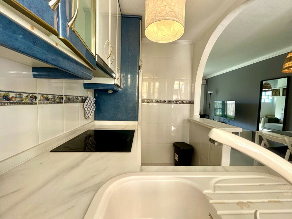 Townhouse Montemar Alicante - image 9