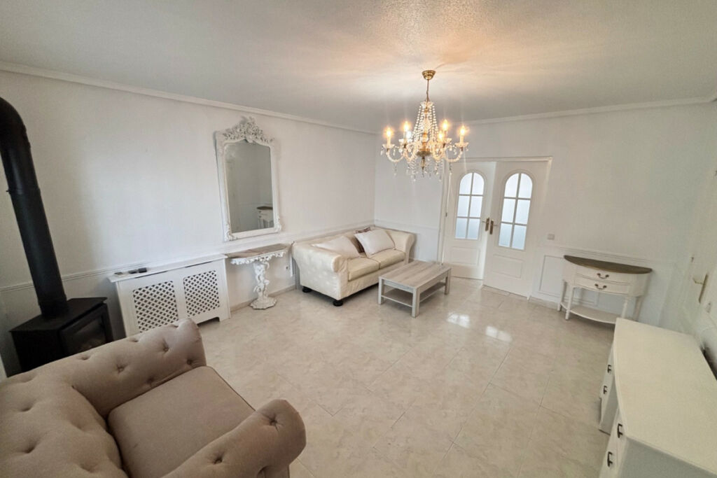 Townhouse Benijofar Alicante - image 9