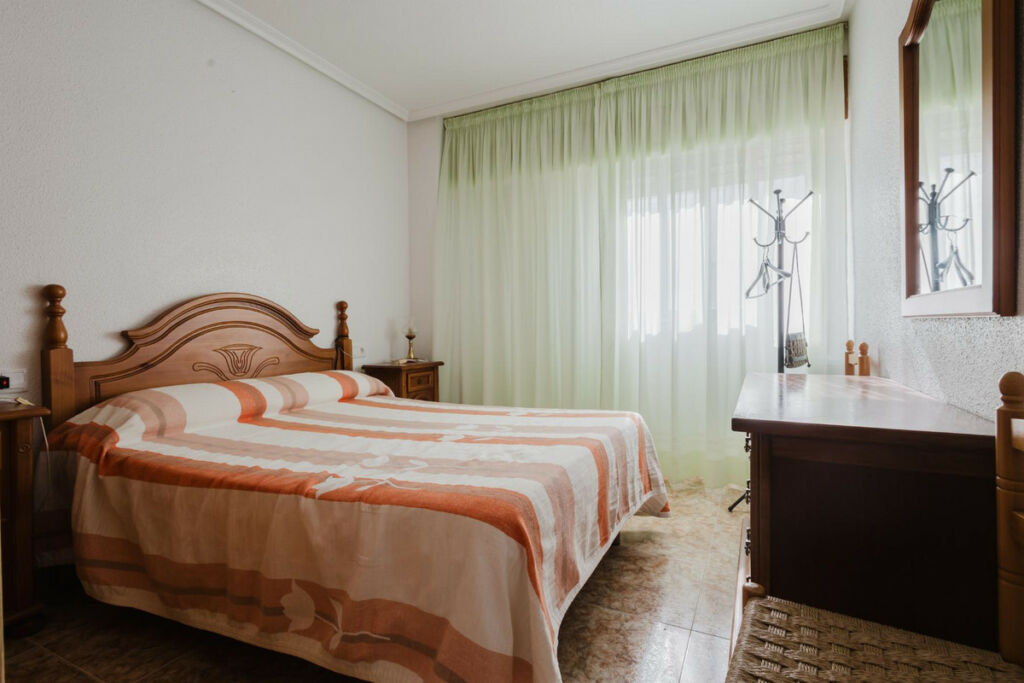 Penthouse Torrevieja Alicante - image 9