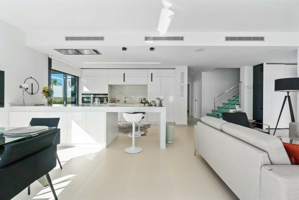 Detached Villa Campoamor Alicante - image 9