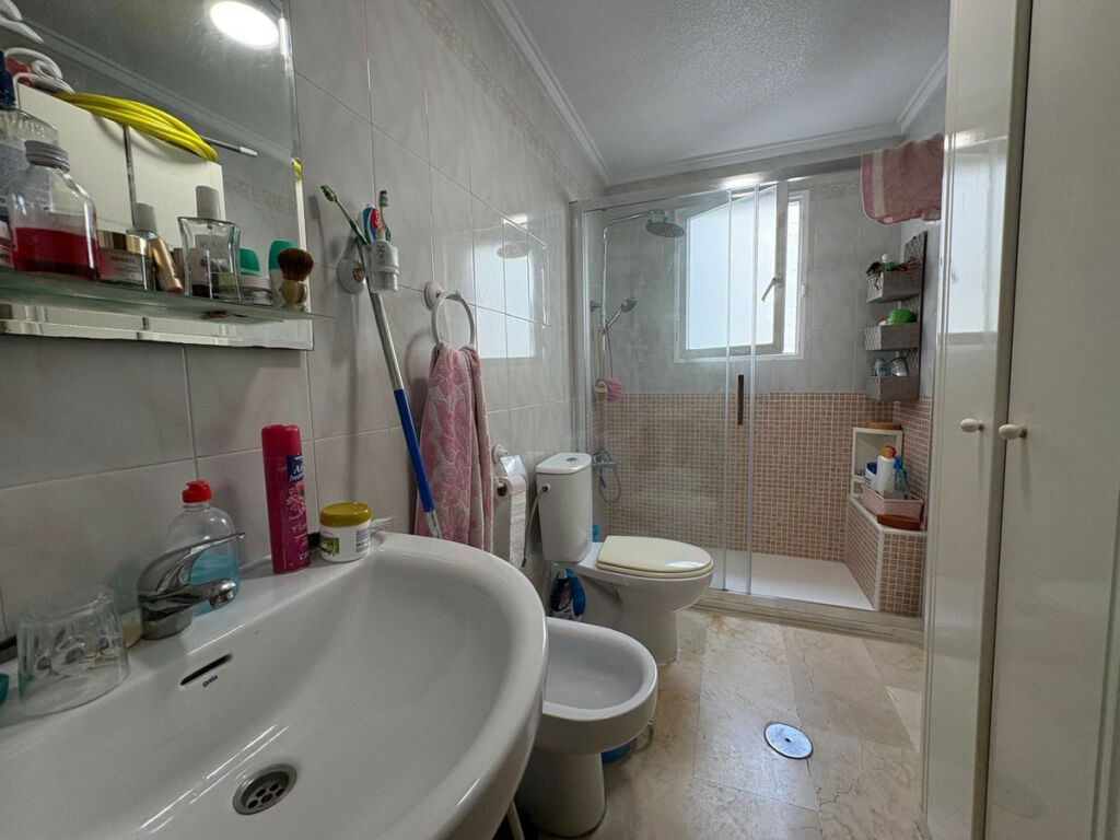 Penthouse Torrevieja Alicante - image 9