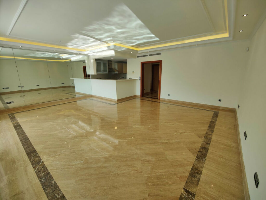 Middle Floor Apartment Marbella Málaga - image 9