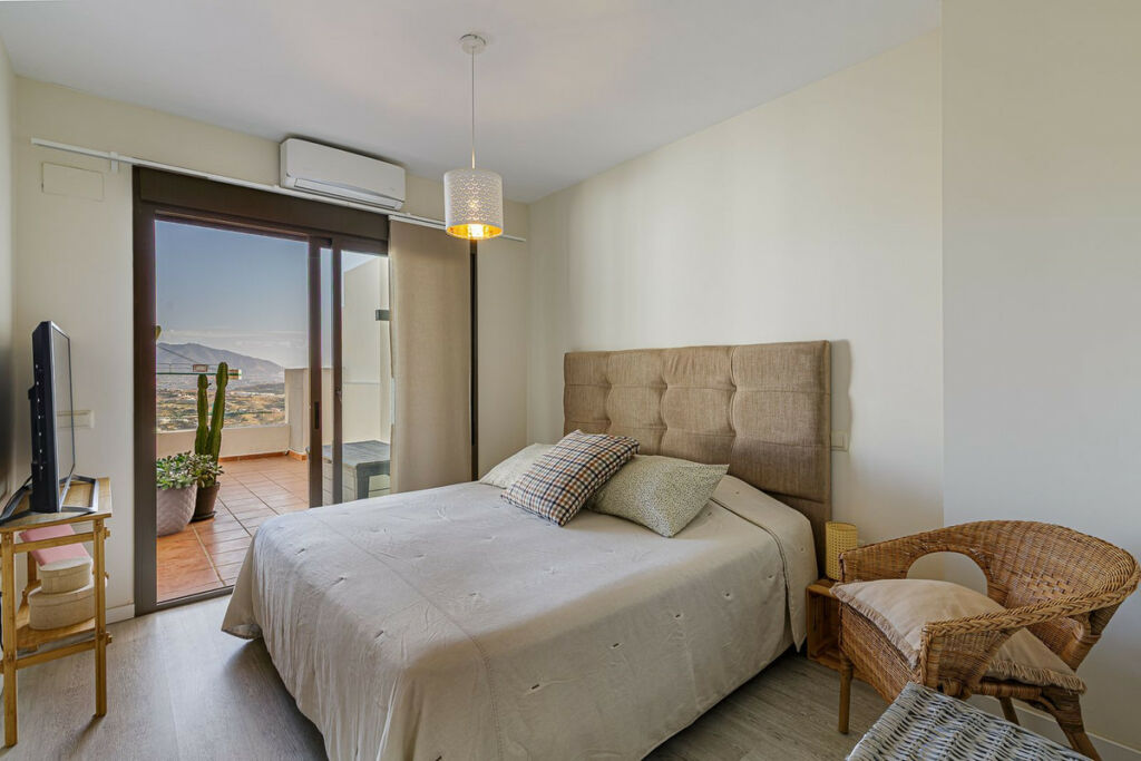 Middle Floor Apartment La Cala de Mijas Málaga - image 9