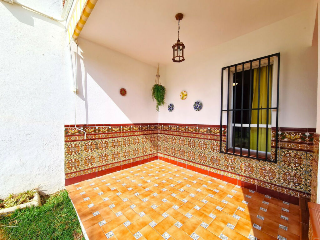 Ground Floor Apartment Manilva Málaga - image 9