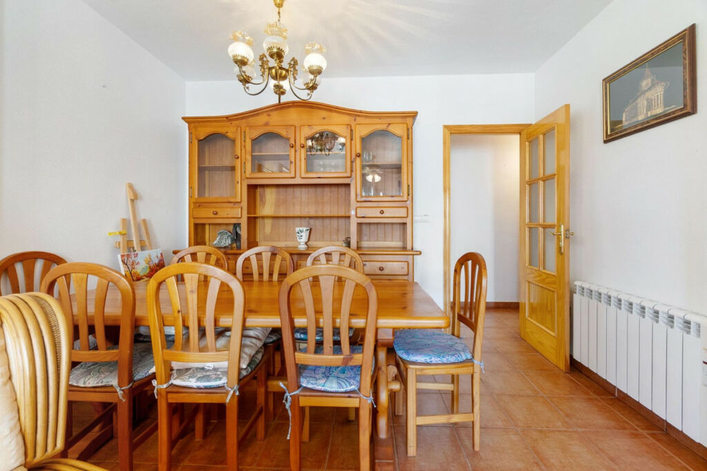 Middle Floor Apartment Campoamor Alicante - image 9