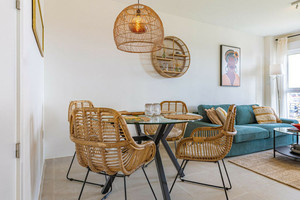 Middle Floor Apartment Estepona Málaga - image 9