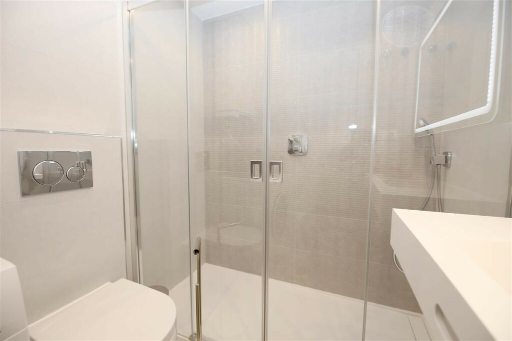 Ground Floor Apartment Estepona Málaga - image 9