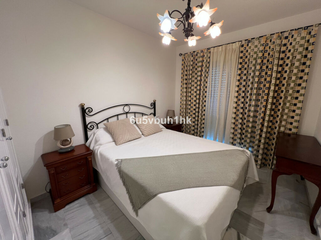 Ground Floor Apartment Fuengirola Málaga - image 9