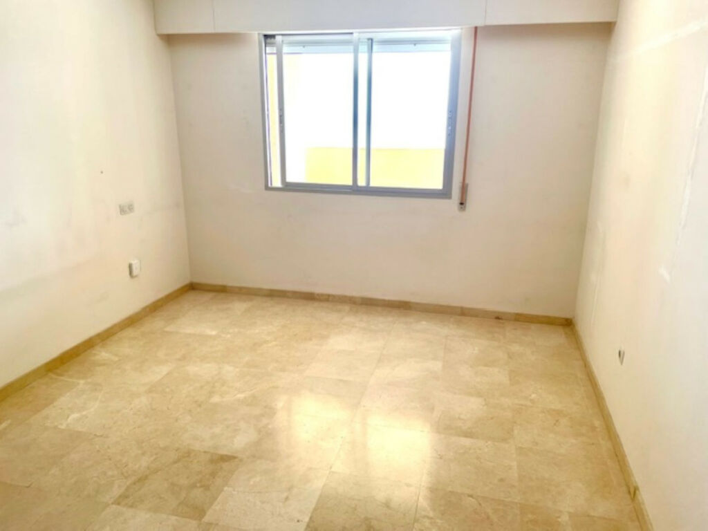 Middle Floor Apartment Estepona Málaga - image 9