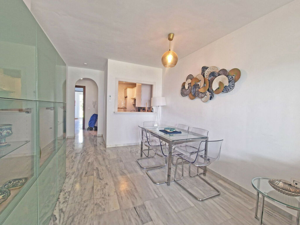 Ground Floor Apartment Calahonda Málaga - image 9