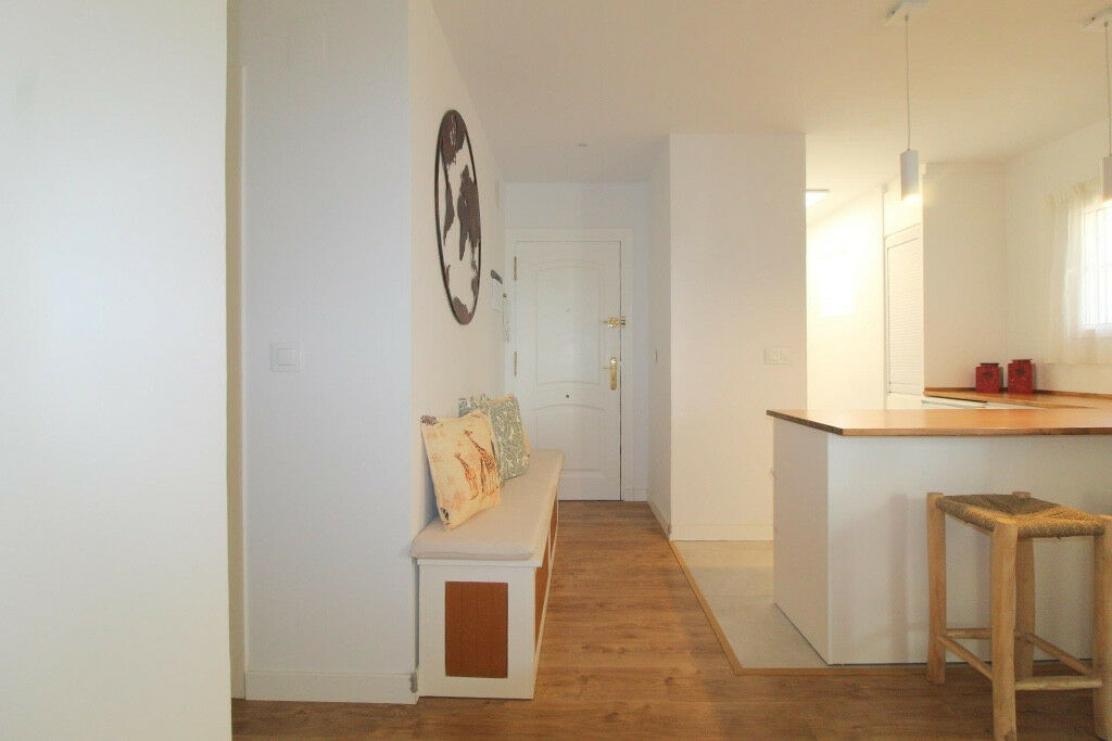Middle Floor Apartment La Veleta Alicante - image 9