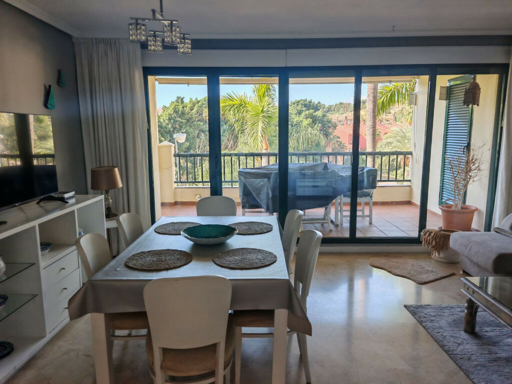 Middle Floor Apartment Benalmadena Costa Málaga - image 4