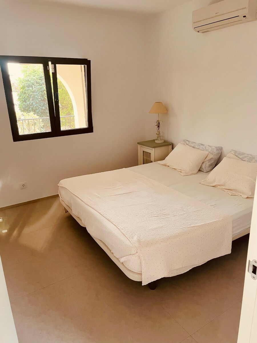 Detached Villa Calpe Alicante - image 9