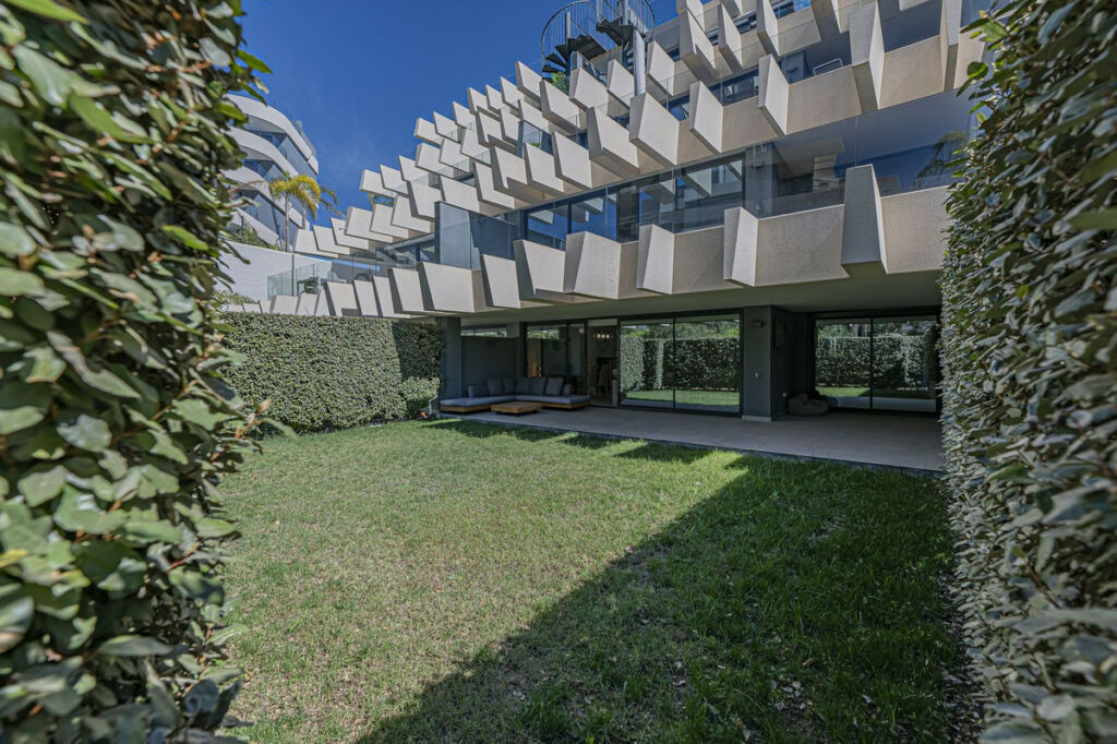 Ground Floor Apartment Selwo Málaga - image 9