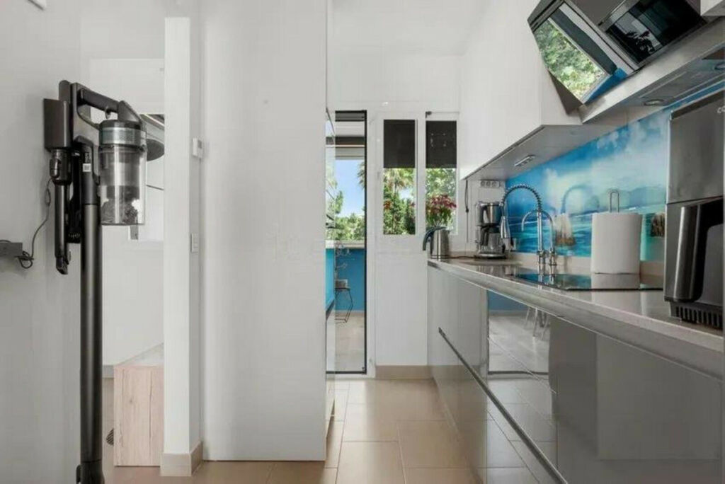 Semi-Detached House Estepona Málaga - image 9