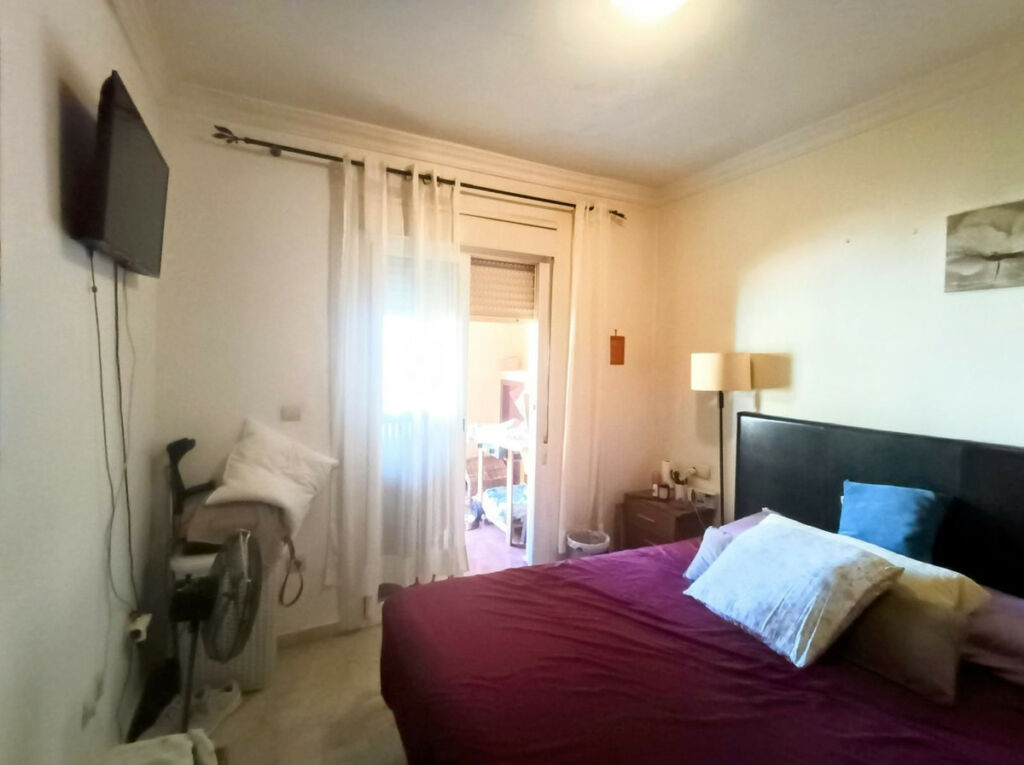 Middle Floor Apartment Riviera del Sol Málaga - image 9