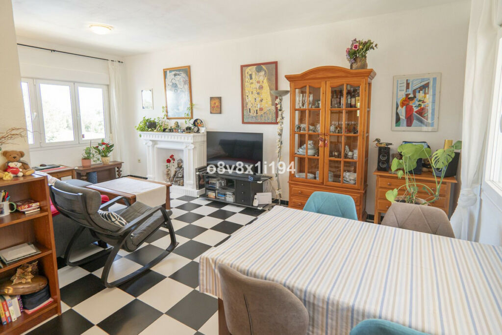 Detached Villa Alhaurín de la Torre Málaga - image 9
