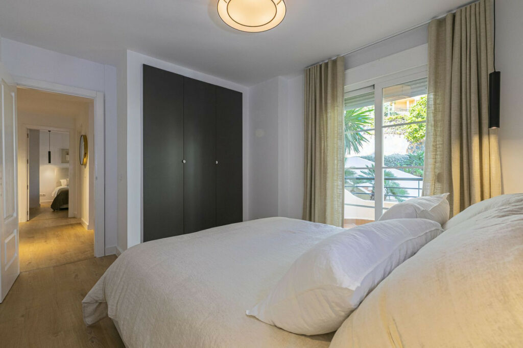 Duplex Nueva Andalucía Málaga - image 9